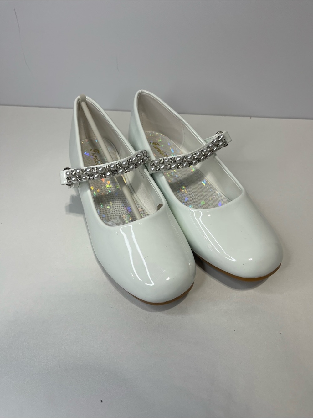 NEW Furdeour Girls White Patent Mary Jane Dress Shoes Pumps + Rhinestone Strap